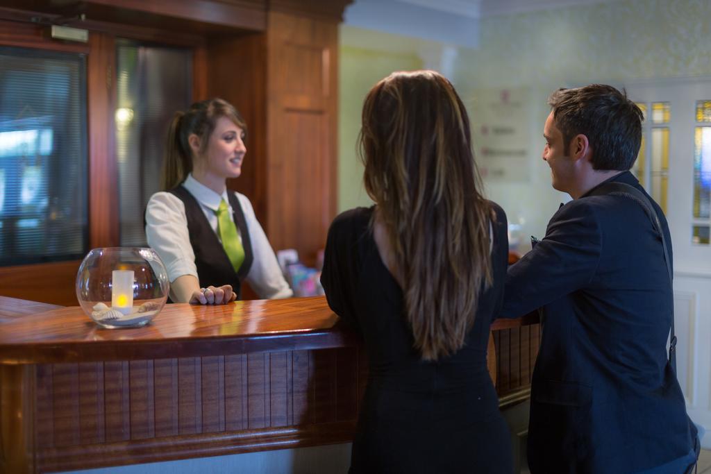 Ballyliffin Hotel Exterior photo