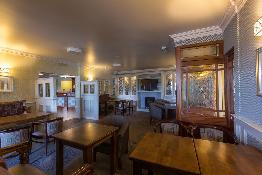 Ballyliffin Hotel Exterior photo